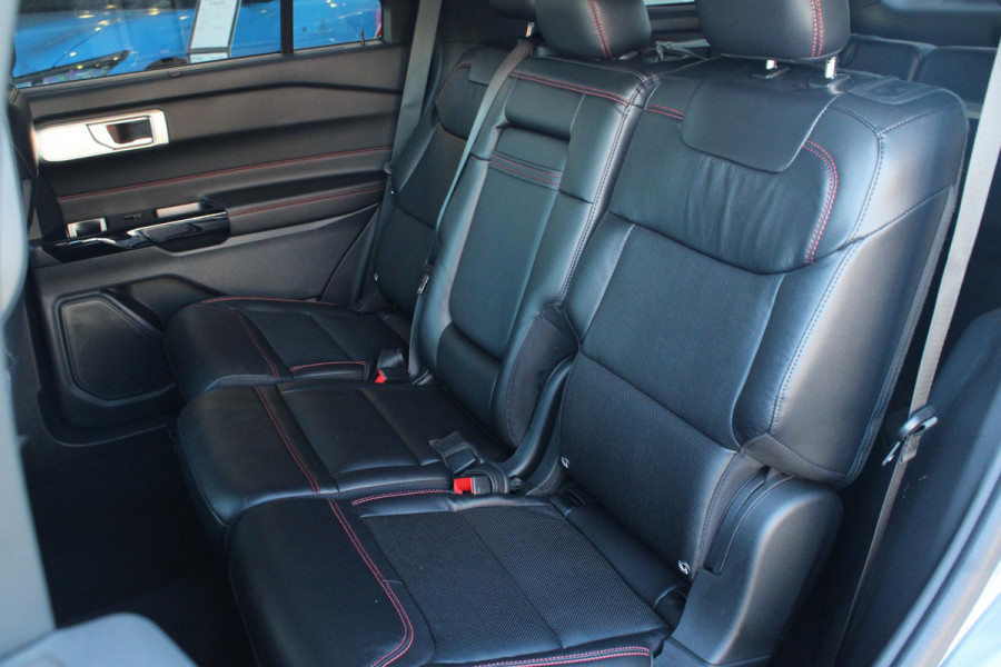 Ford Explorer 3.0 V6 EcoBoost PHEV ST-Line 457pk | Adaptieve Cruise | Massage stoelen | Full LED | Panorama Dak | Trekhaak afneembaar