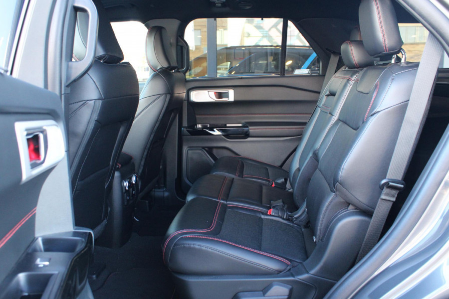 Ford Explorer 3.0 V6 EcoBoost PHEV ST-Line 457pk | Adaptieve Cruise | Massage stoelen | Full LED | Panorama Dak | Trekhaak afneembaar