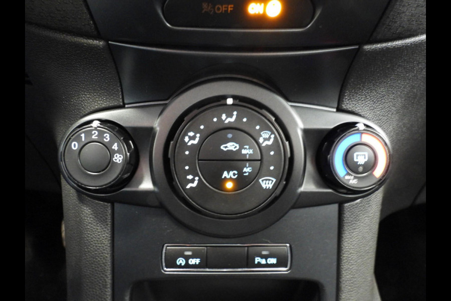 Ford Fiesta 1.0i Style Ultimate NAVI/AIRCO/CRUISE/PDC/LMV!