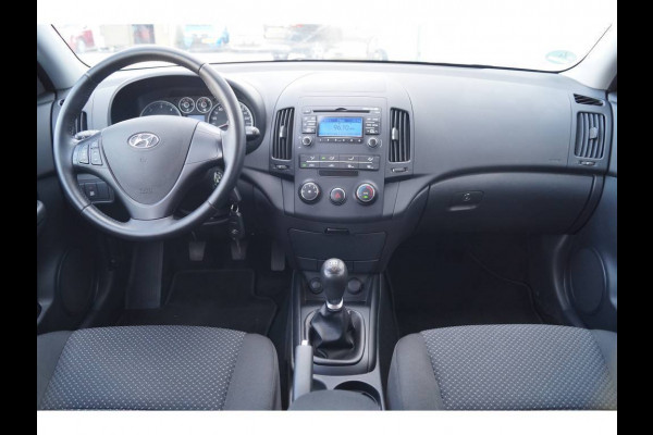 Hyundai i30 CW 1.6 CRDi VGT i-Drive Cool -AIRCO-