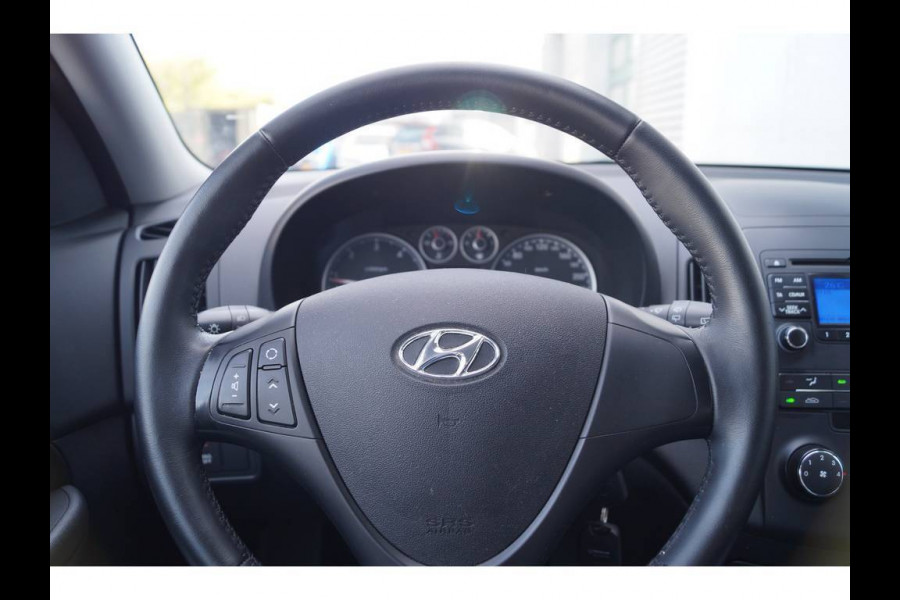 Hyundai i30 CW 1.6 CRDi VGT i-Drive Cool -AIRCO-