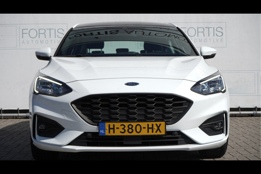 Ford Focus 1.0 EcoBoost ST Line Business NL AUTO | PANO | CARPLAY |