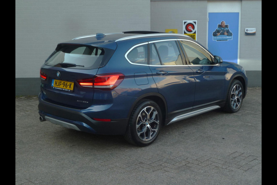 BMW X1 XDrive25e xLine|Panodak|Memory|Sportstoel|Park-Assist|Camera|Stoelverwarming|LED