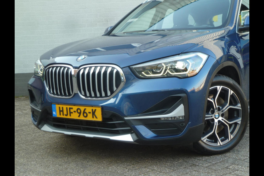 BMW X1 XDrive25e xLine|Panodak|Memory|Sportstoel|Park-Assist|Camera|Stoelverwarming|LED