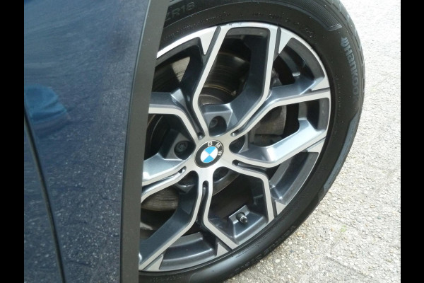 BMW X1 XDrive25e xLine|Panodak|Memory|Sportstoel|Park-Assist|Camera|Stoelverwarming|LED