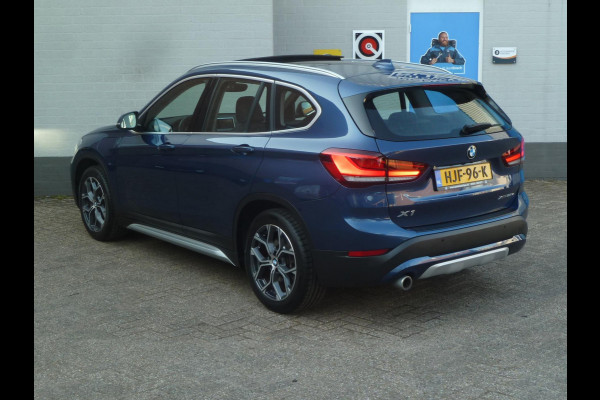 BMW X1 XDrive25e xLine|Panodak|Memory|Sportstoel|Park-Assist|Camera|Stoelverwarming|LED