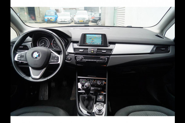 BMW 2 Serie 218d 150pk Active Edition -NAVI-PDC-ECC-
