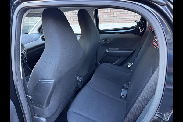 Citroën C1 1.0 e-VTi Feel / Airco / Bluetooth / NED-C1 / C.V. met Afstandsbediening + Elek. Pakket