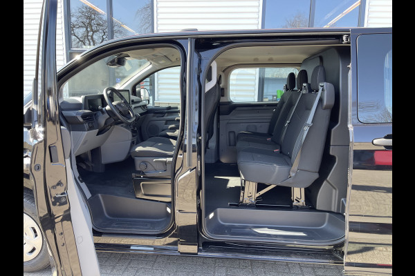 Ford Transit Custom 320 2.0 TDCI 136pk L2H1 Trend originele Ford DC 5 persoons / NIEUW / bpm vrij / euro 6 / rijklaar € 40.950 ex btw / lease vanaf € / airco / cruise / camera / dubbele schuifdeur !