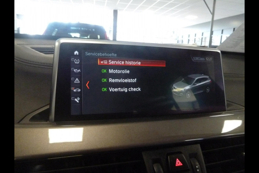 BMW X1 XDrive25e xLine|Panodak|Memory|Sportstoel|Park-Assist|Camera|Stoelverwarming|LED