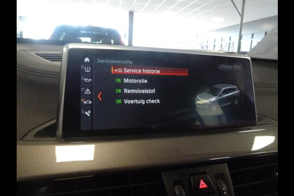 BMW X1 XDrive25e xLine|Panodak|Memory|Sportstoel|Park-Assist|Camera|Stoelverwarming|LED