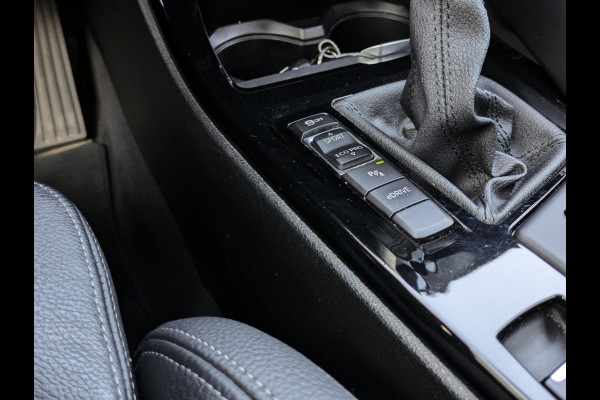BMW X1 XDrive25e xLine|Panodak|Memory|Sportstoel|Park-Assist|Camera|Stoelverwarming|LED