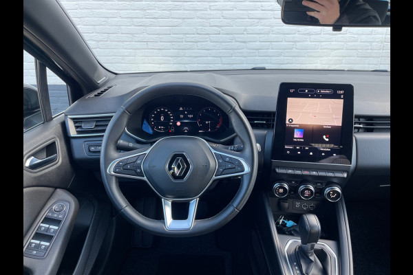 Renault Clio 1.3 TCe Initiale Paris | CarPlay | LED | DAB+ | 360* Camera | Keyless | 17 inch
