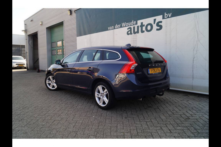 Volvo V60 D2 115pk Momentum -LEER-NAVI-ECC-PDC-