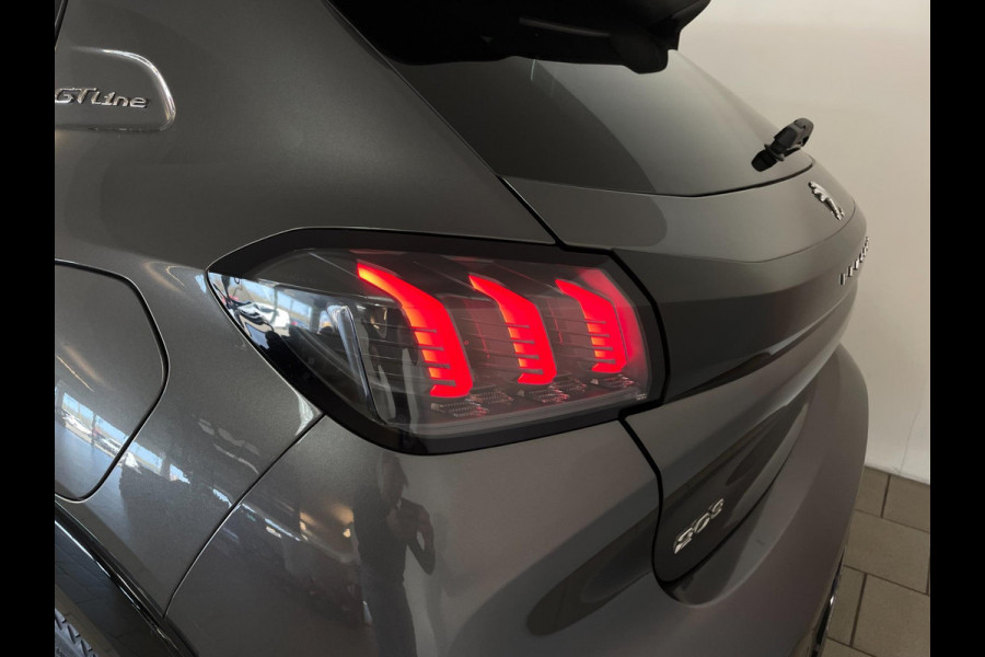 Peugeot 208 1.2 PureTech GT-Line 130PK AUTOMAAT AIRCO CLIMA NAVI CRUISE APPLE CARPLAY LED VELGEN 1STE EIG NIEUWSTAAT