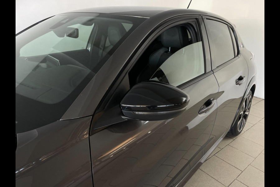 Peugeot 208 1.2 PureTech GT-Line 130PK AUTOMAAT AIRCO CLIMA NAVI CRUISE APPLE CARPLAY LED VELGEN 1STE EIG NIEUWSTAAT