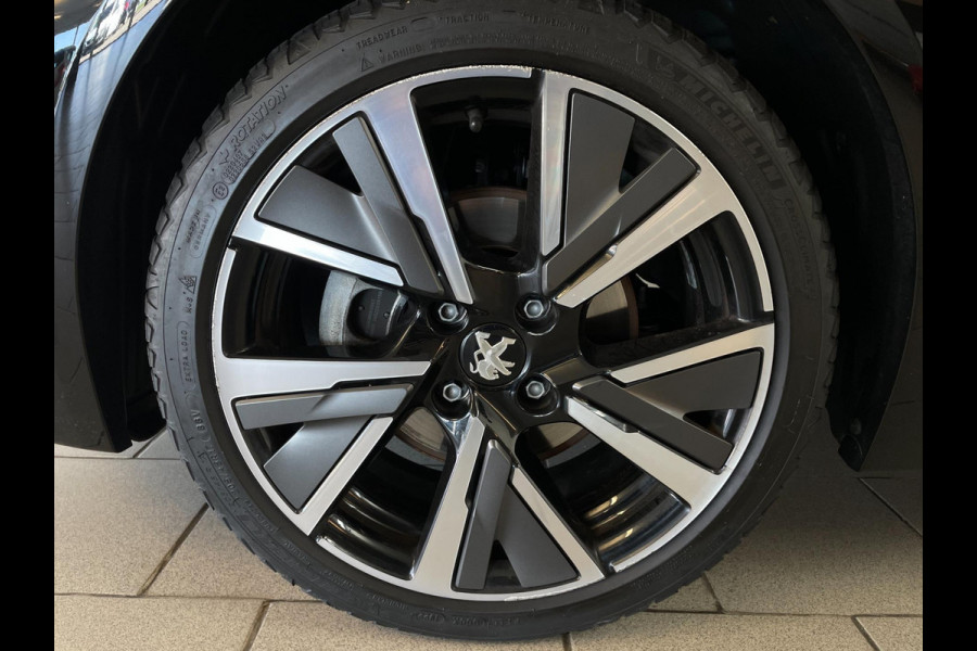 Peugeot 208 1.2 PureTech GT-Line 130PK AUTOMAAT AIRCO CLIMA NAVI CRUISE APPLE CARPLAY LED VELGEN 1STE EIG NIEUWSTAAT