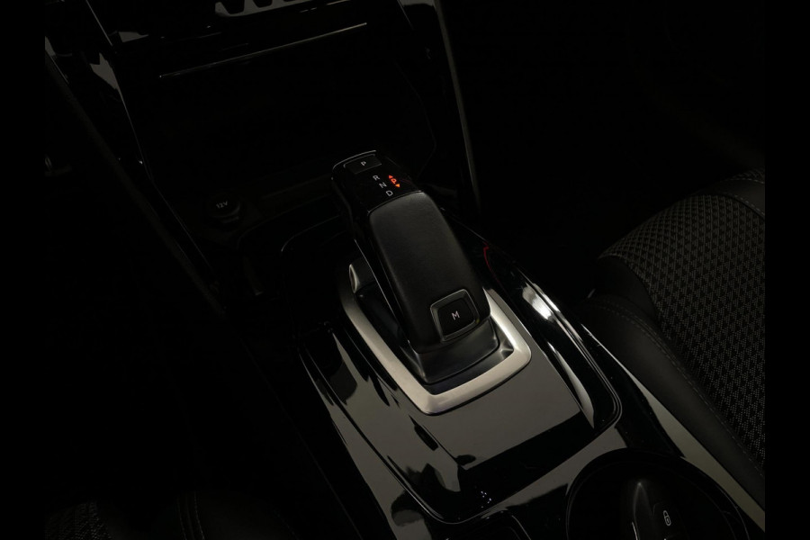 Peugeot 208 1.2 PureTech GT-Line 130PK AUTOMAAT AIRCO CLIMA NAVI CRUISE APPLE CARPLAY LED VELGEN 1STE EIG NIEUWSTAAT