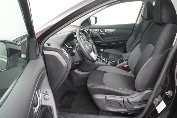 Nissan QASHQAI BWJ 2019 / 1.2 116PK N-Connecta | NWE APK / Pano dak / Clima / Navi / 18'' LMV / Privacy glass /
