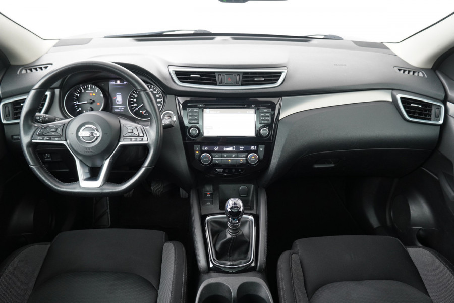 Nissan QASHQAI BWJ 2019 / 1.2 116PK N-Connecta | NWE APK / Pano dak / Clima / Navi / 18'' LMV / Privacy glass /