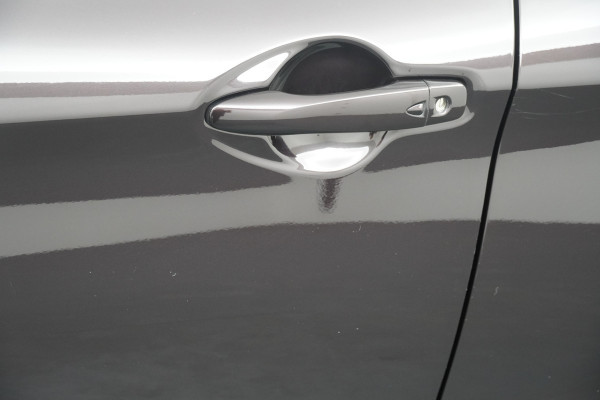 Nissan QASHQAI BWJ 2019 / 1.2 116PK N-Connecta | NWE APK / Pano dak / Clima / Navi / 18'' LMV / Privacy glass /