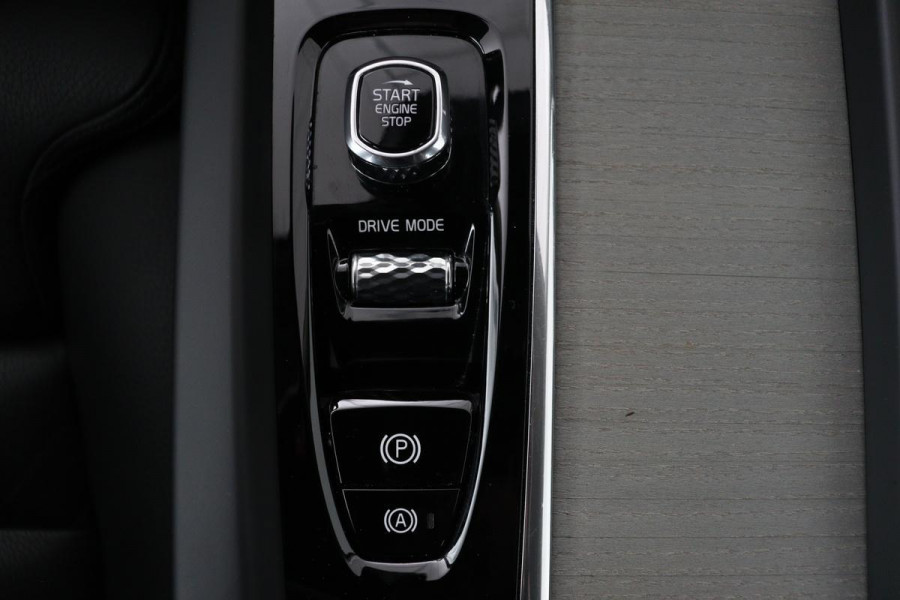Volvo V60 2.0 T5 Inscription | Leder | Stoelverwarming | Carplay | Navigatie | Full LED | Climate control | PDC | Cruise control