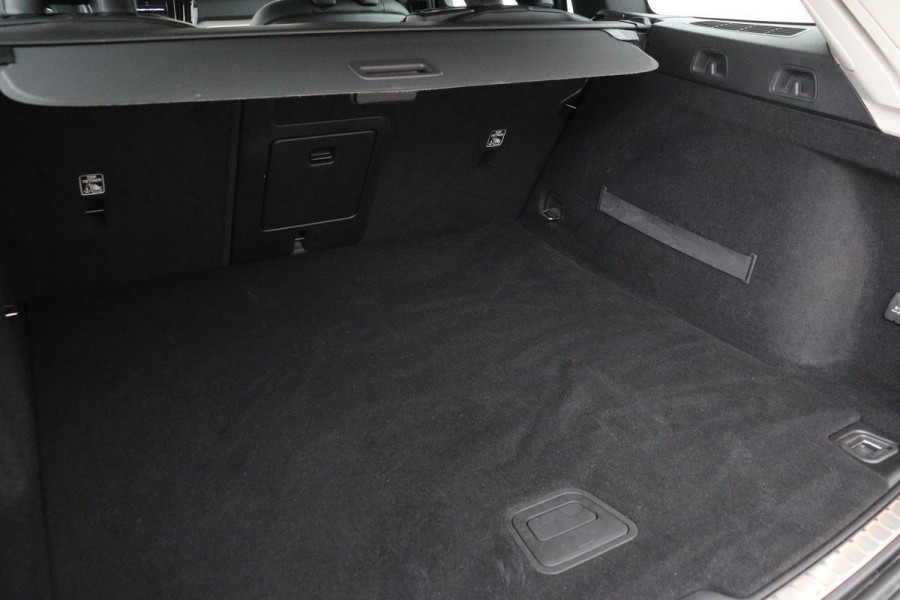 Volvo V60 2.0 T5 Inscription | Leder | Stoelverwarming | Carplay | Navigatie | Full LED | Climate control | PDC | Cruise control