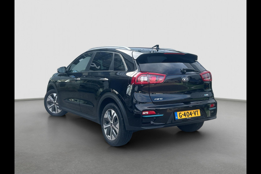Kia e-Niro ExecutiveLine 64 kWh Automaat | Navi | Clima | Cruise | Camera | Stoelverkoeling & Verwarming | Elektrische Geheugenstoelen | Leder | PDC |