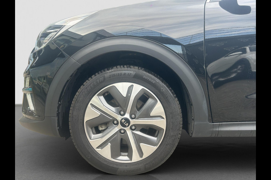 Kia e-Niro ExecutiveLine 64 kWh Automaat | Navi | Clima | Cruise | Camera | Stoelverkoeling & Verwarming | Elektrische Geheugenstoelen | Leder | PDC |