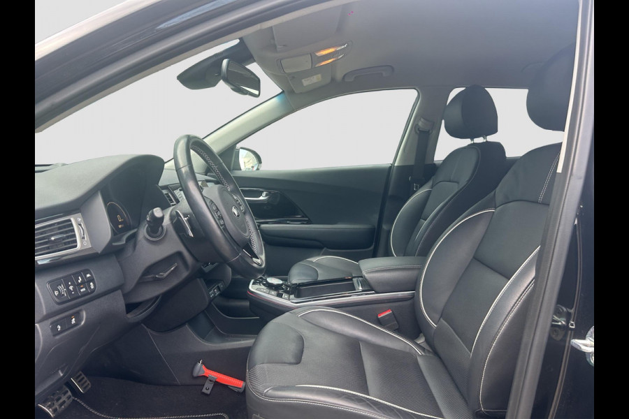 Kia e-Niro ExecutiveLine 64 kWh Automaat | Navi | Clima | Cruise | Camera | Stoelverkoeling & Verwarming | Elektrische Geheugenstoelen | Leder | PDC |