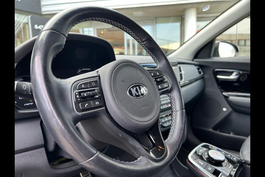 Kia e-Niro ExecutiveLine 64 kWh Automaat | Navi | Clima | Cruise | Camera | Stoelverkoeling & Verwarming | Elektrische Geheugenstoelen | Leder | PDC |