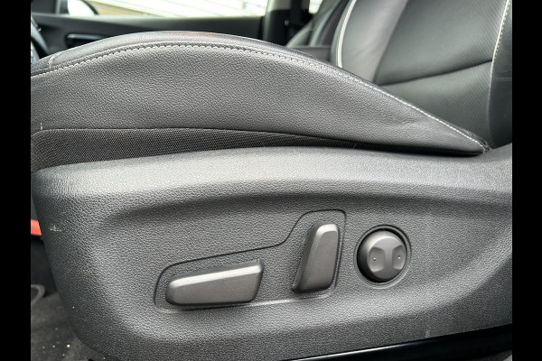 Kia e-Niro ExecutiveLine 64 kWh Automaat | Navi | Clima | Cruise | Camera | Stoelverkoeling & Verwarming | Elektrische Geheugenstoelen | Leder | PDC |