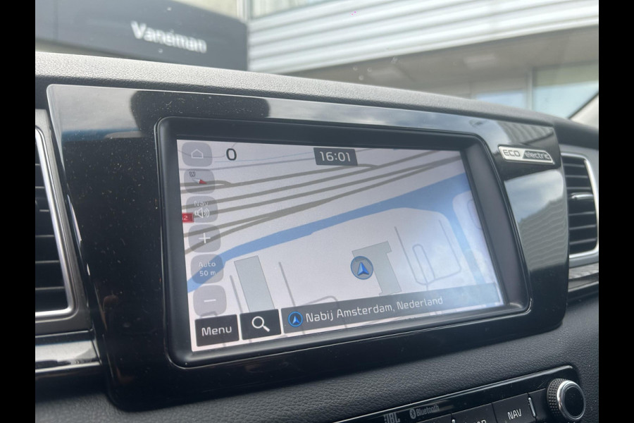 Kia e-Niro ExecutiveLine 64 kWh Automaat | Navi | Clima | Cruise | Camera | Stoelverkoeling & Verwarming | Elektrische Geheugenstoelen | Leder | PDC |