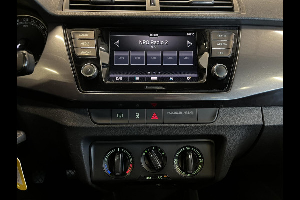 Škoda Fabia Combi 1.0 TSI Business Edition Navigatie Apple Carplay/Android Auto Cruise Control Lichtmetalen velgen Airco