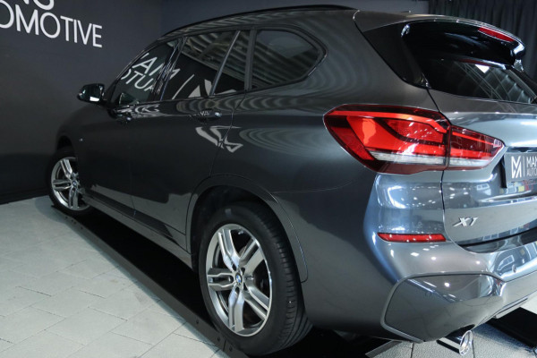 BMW X1 SDrive18i M Sport / PANODAK / CAMERA / LED / SFEERVERLICHTING / 18''