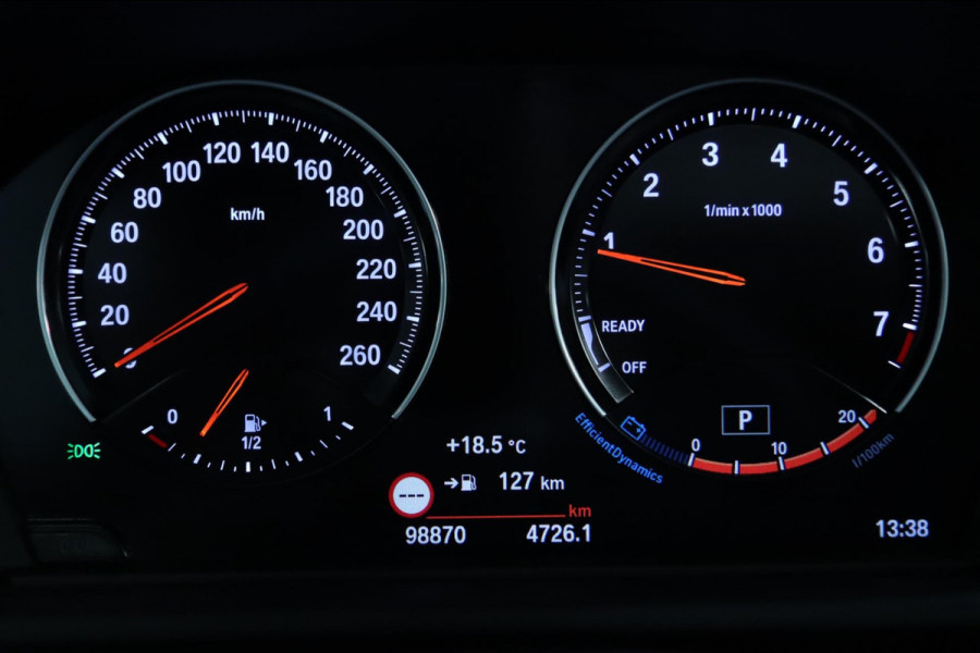 BMW X1 SDrive18i M Sport / PANODAK / CAMERA / LED / SFEERVERLICHTING / 18''