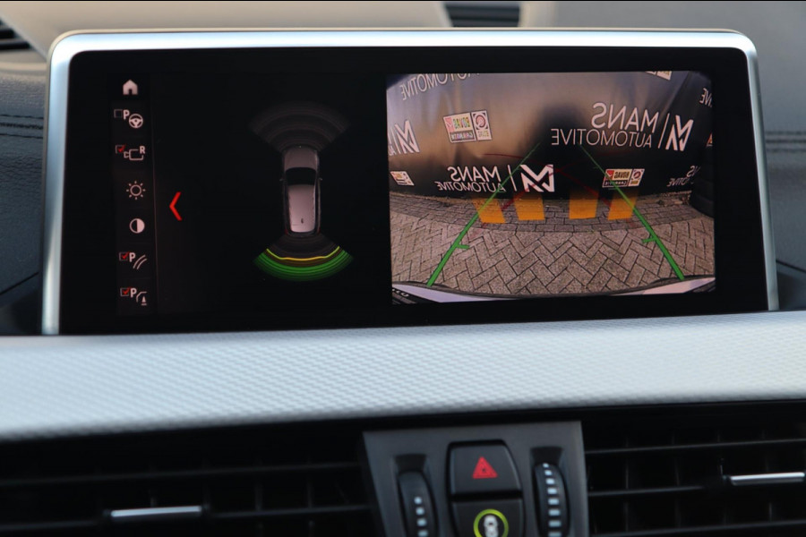 BMW X1 SDrive18i M Sport / PANODAK / CAMERA / LED / SFEERVERLICHTING / 18''