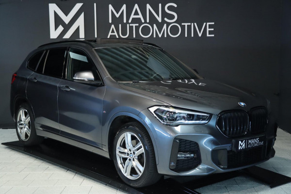 BMW X1 SDrive18i M Sport / PANODAK / CAMERA / LED / SFEERVERLICHTING / 18''