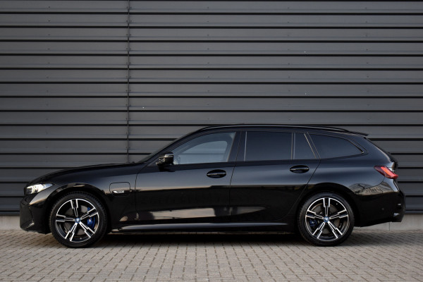 BMW 3 Serie Touring 330e M Sport Pro | Panoramadak | ACC | Harman/Kardon | M Seats | Comfort Access | Head-Up | Laser |