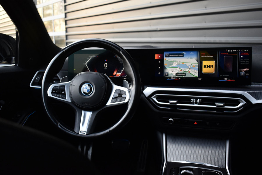 BMW 3 Serie Touring 330e M Sport Pro | Panoramadak | ACC | Harman/Kardon | M Seats | Comfort Access | Head-Up | Laser |