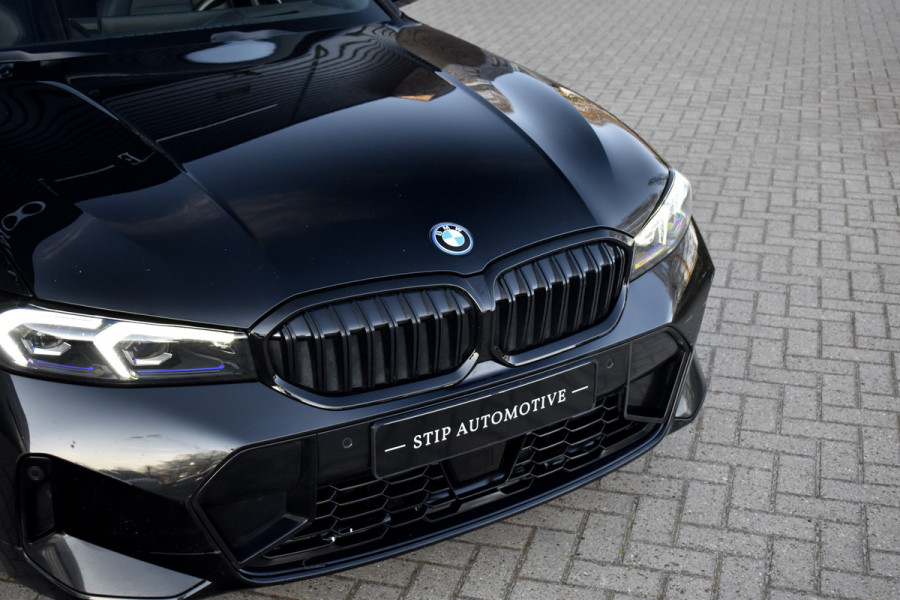 BMW 3 Serie Touring 330e M Sport Pro | Panoramadak | ACC | Harman/Kardon | M Seats | Comfort Access | Head-Up | Laser |