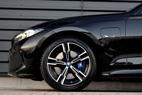 BMW 3 Serie Touring 330e M Sport Pro | Panoramadak | ACC | Harman/Kardon | M Seats | Comfort Access | Head-Up | Laser |