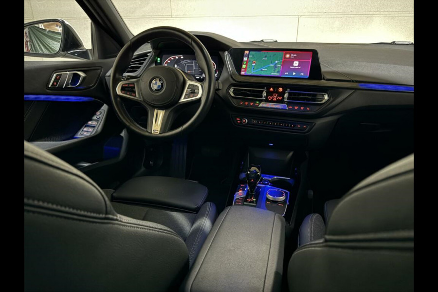 BMW 1-serie 118i Sportline Navi Cruise Carplay Sfeerver. NAP