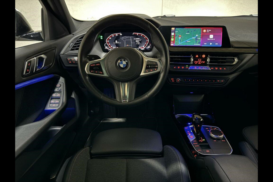 BMW 1-serie 118i Sportline Navi Cruise Carplay Sfeerver. NAP