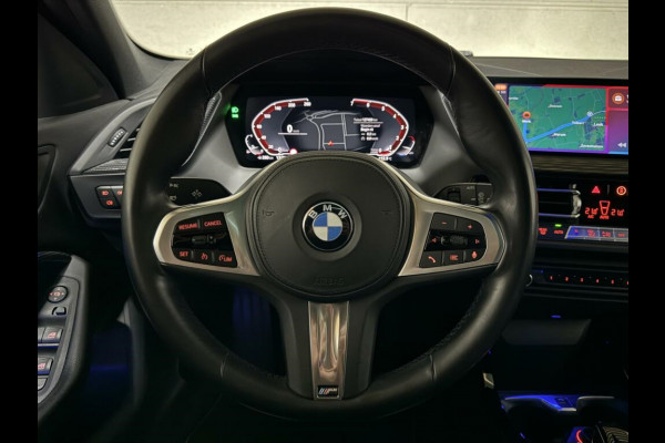 BMW 1-serie 118i Sportline Navi Cruise Carplay Sfeerver. NAP