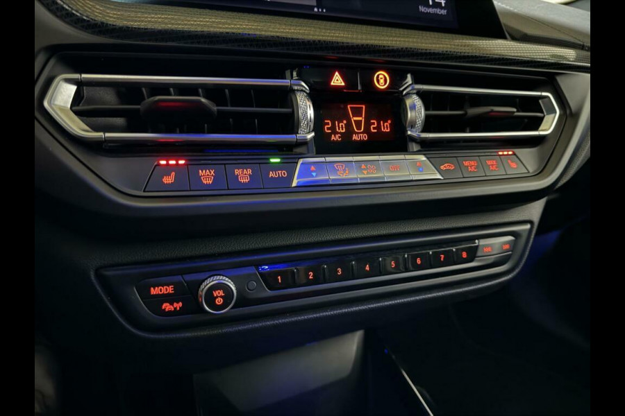 BMW 1-serie 118i Sportline Navi Cruise Carplay Sfeerver. NAP
