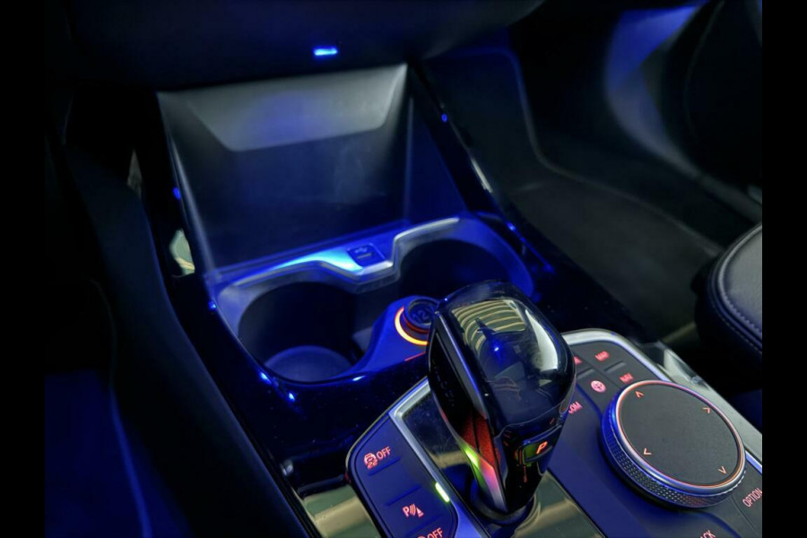 BMW 1-serie 118i Sportline Navi Cruise Carplay Sfeerver. NAP