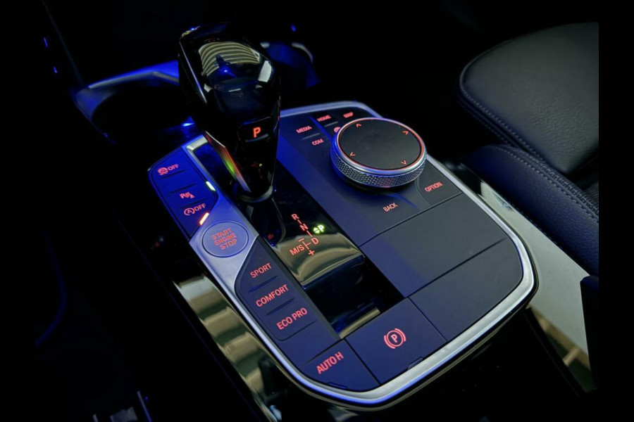 BMW 1-serie 118i Sportline Navi Cruise Carplay Sfeerver. NAP
