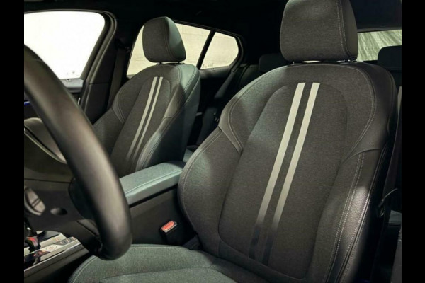 BMW 1-serie 118i Sportline Navi Cruise Carplay Sfeerver. NAP