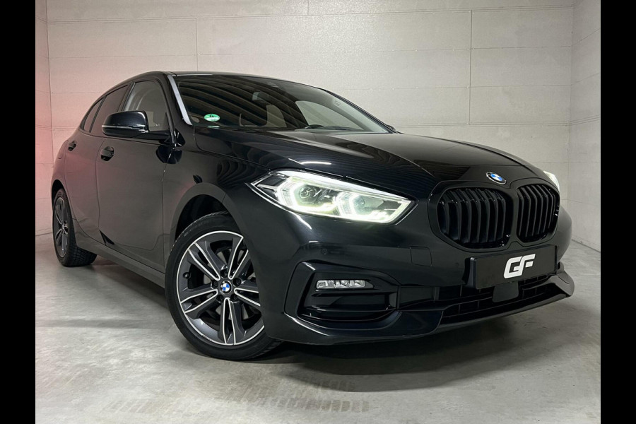 BMW 1-serie 118i Sportline Navi Cruise Carplay Sfeerver. NAP